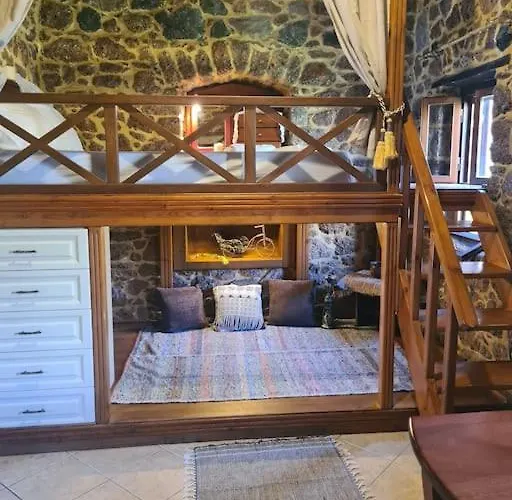 Annas Cozy Kalymnos Feriehus *